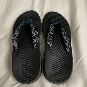 Chaco navy blue and black print sandals